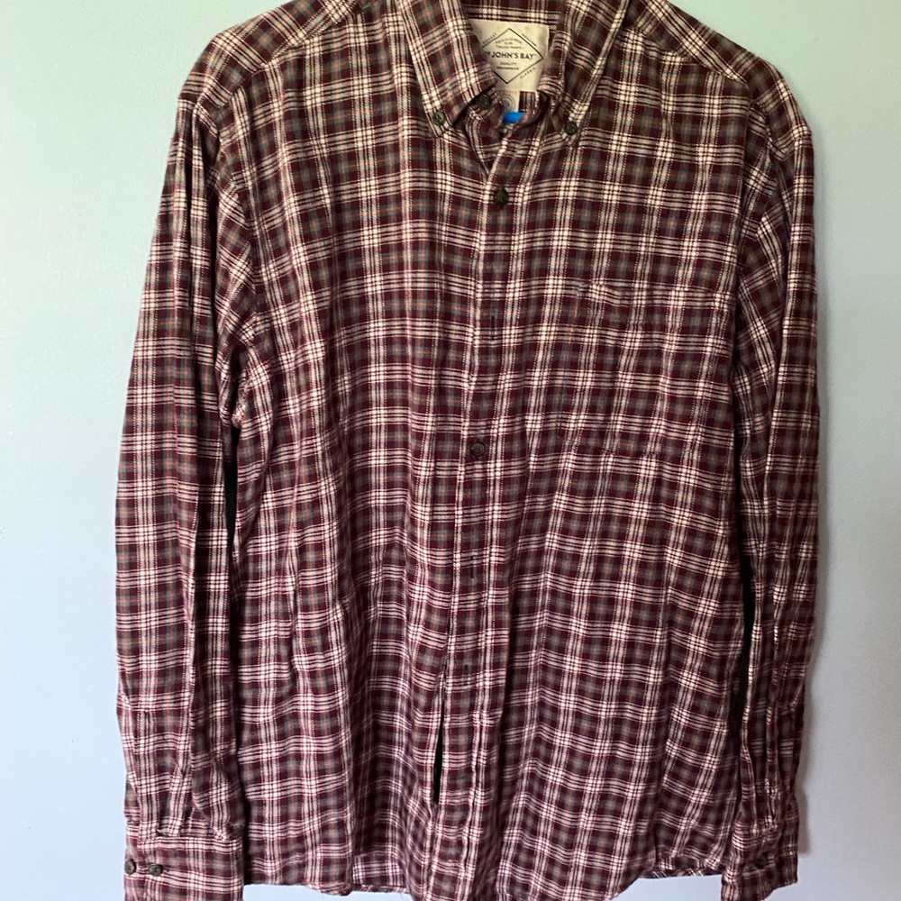 Like NEW plaid flannel shirt burgundy, cream+ sz L classic fit St John’s Bay